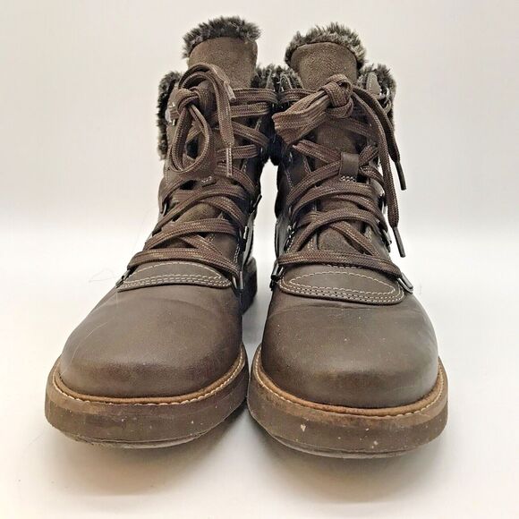 Clarks Glick Clarmont Khaki Ankle Boots Women's 8M Brown Fur Trim Lace Up Shoe - Picture 2 of 10